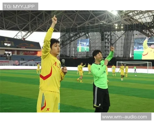 广西足球明星携手品牌拍摄广告展现青春活力与运动魅力